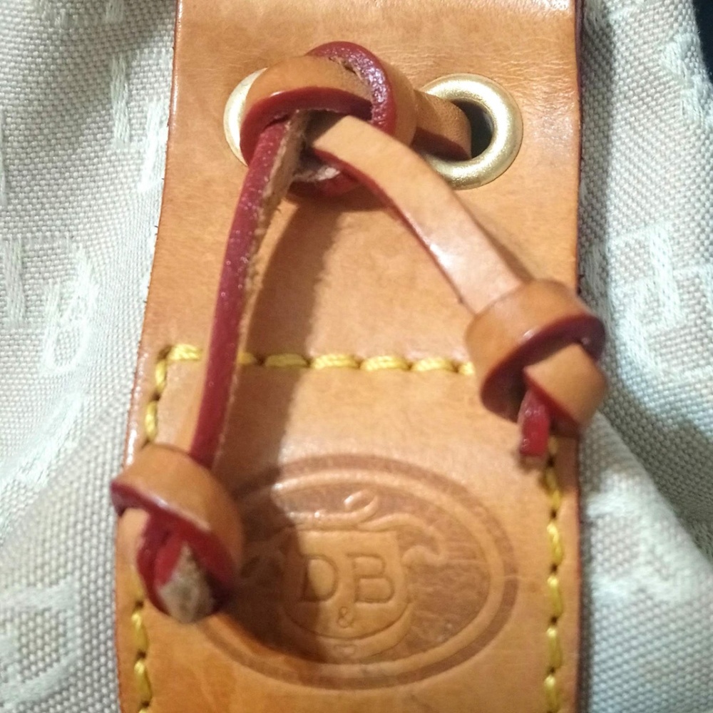Dooney & Bourke Vintage Classic Handbag - Picture 7 of 7